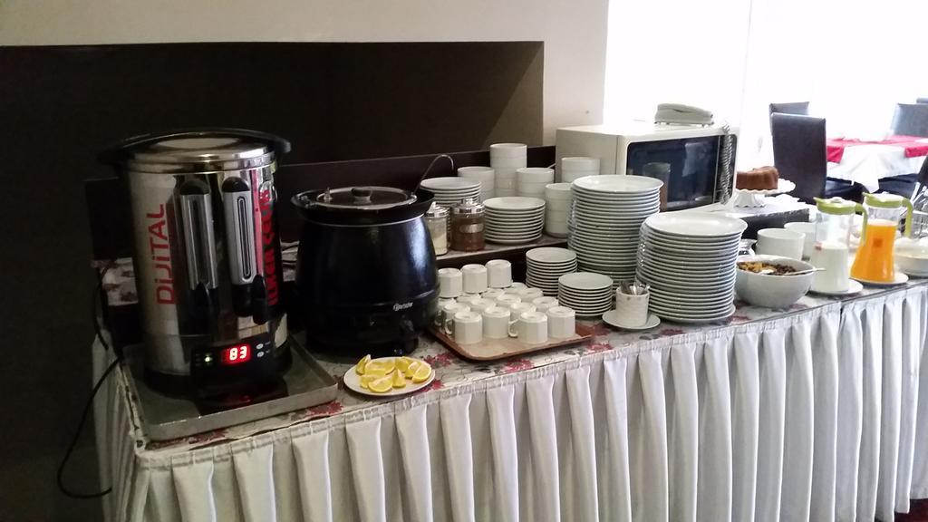 Kent Hotel Samsun Esterno foto